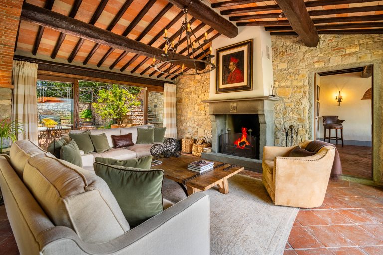 Tuscan Farmhouse - July 2026 - Logia F-1