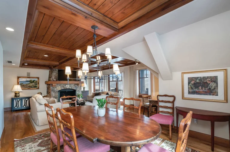 Bluebird-Chalet-33